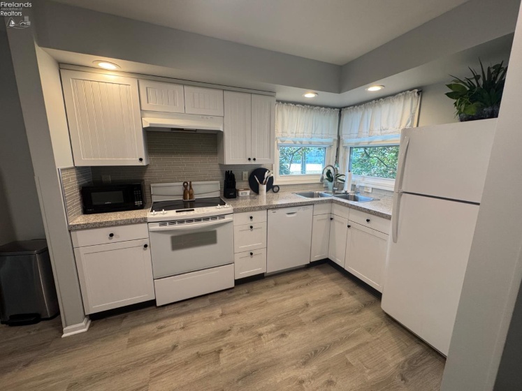 820 Martha Drive, Huron, 44839, 1 Bedroom Bedrooms, ,1 BathroomBathrooms,Residential For Lease,For Lease,Martha,20254460