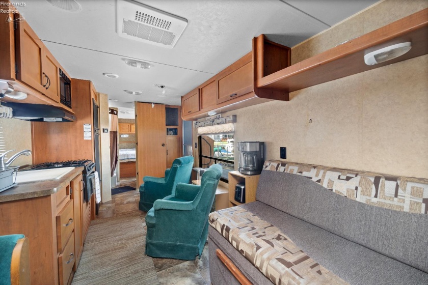 2200 Harborview Drive, Marblehead, 43440, 1 Bedroom Bedrooms, ,1 BathroomBathrooms,Residential,For Sale,Harborview,20252755