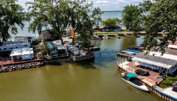 2200 Harborview Drive, Marblehead, 43440, 1 Bedroom Bedrooms, ,1 BathroomBathrooms,Residential,For Sale,Harborview,20252755