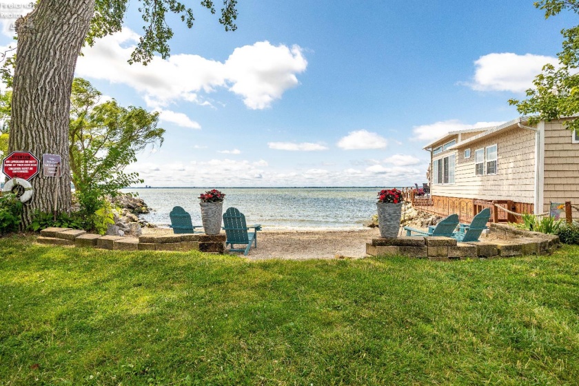 2200 Harborview Drive, Marblehead, 43440, 1 Bedroom Bedrooms, ,1 BathroomBathrooms,Residential,For Sale,Harborview,20252755