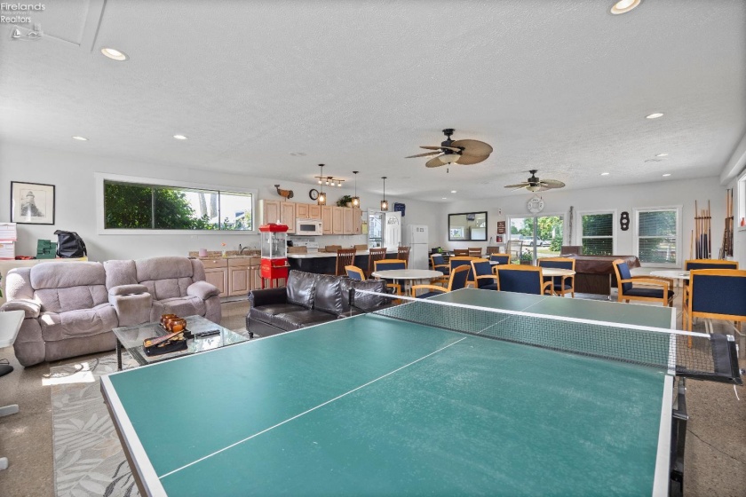 2200 Harborview Drive, Marblehead, 43440, 1 Bedroom Bedrooms, ,1 BathroomBathrooms,Residential,For Sale,Harborview,20252755