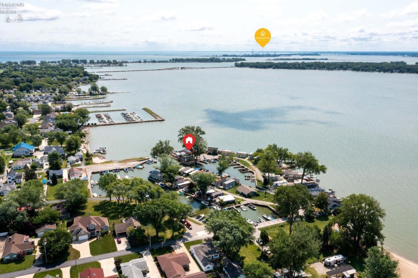 2200 Harborview Drive, Marblehead, 43440, 1 Bedroom Bedrooms, ,1 BathroomBathrooms,Residential,For Sale,Harborview,20252755