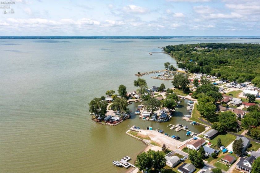 2200 Harborview Drive, Marblehead, 43440, 1 Bedroom Bedrooms, ,1 BathroomBathrooms,Residential,For Sale,Harborview,20252755