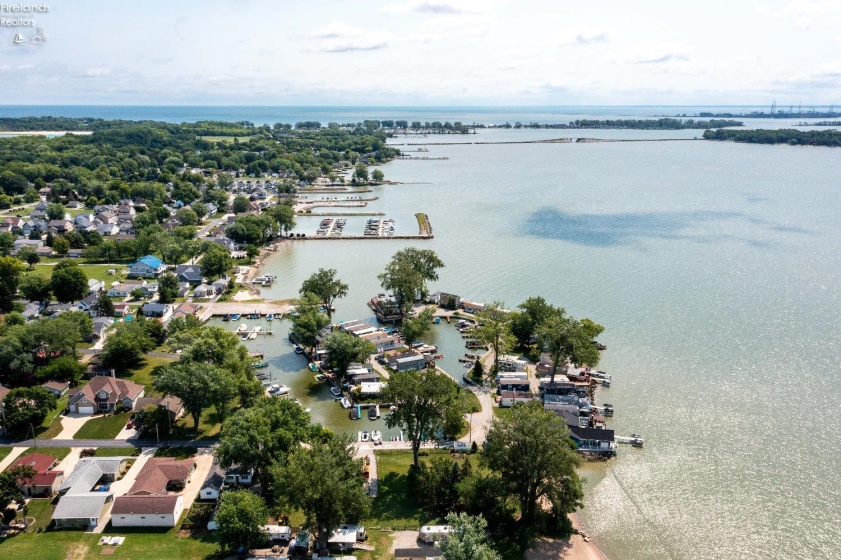 2200 Harborview Drive, Marblehead, 43440, 1 Bedroom Bedrooms, ,1 BathroomBathrooms,Residential,For Sale,Harborview,20252755