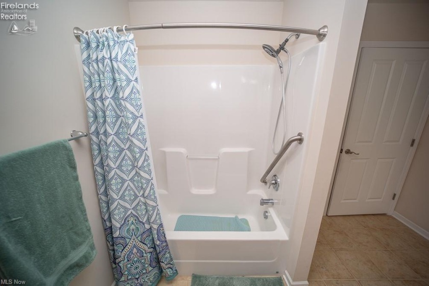 3912 Coventry Lane, Huron, 44839, 2 Bedrooms Bedrooms, ,2 BathroomsBathrooms,Residential For Lease,For Lease,Coventry,20254504