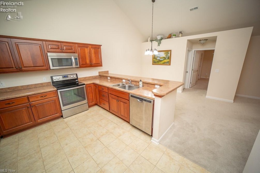 3912 Coventry Lane, Huron, 44839, 2 Bedrooms Bedrooms, ,2 BathroomsBathrooms,Residential For Lease,For Lease,Coventry,20254504