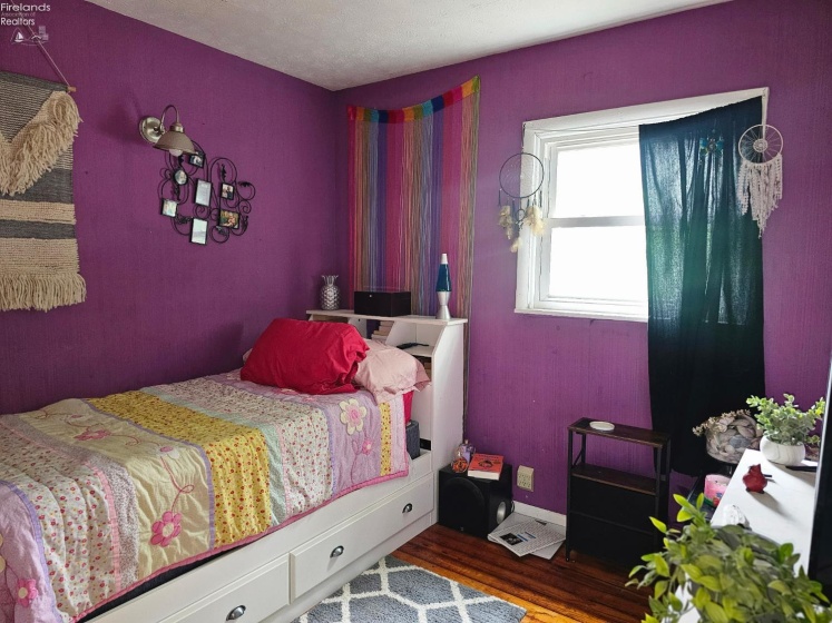 82 Kniffin Street, Greenwich, 44837, 4 Bedrooms Bedrooms, ,1 BathroomBathrooms,Residential,For Sale,Kniffin,20252110