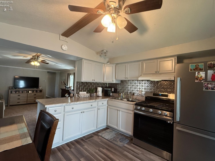 265 Meachem Road, Port Clinton, 43452, 3 Bedrooms Bedrooms, ,2 BathroomsBathrooms,Residential,For Sale,Meachem,20253535