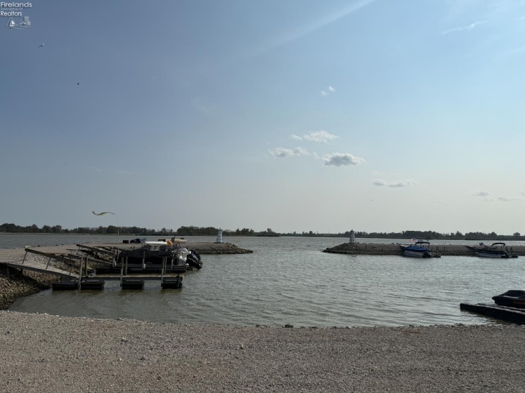 265 Meachem Road, Port Clinton, 43452, 3 Bedrooms Bedrooms, ,2 BathroomsBathrooms,Residential,For Sale,Meachem,20253535