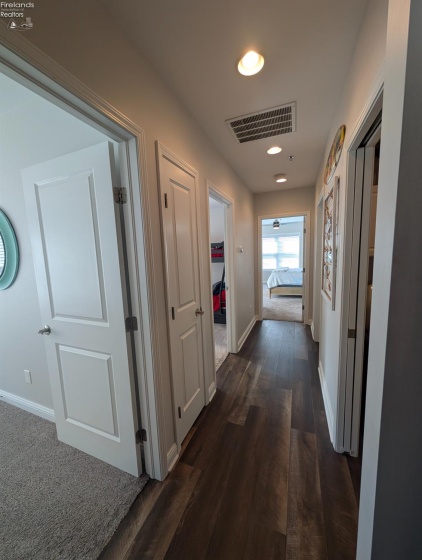 2564 Waterside Court, Marblehead, 43440, 3 Bedrooms Bedrooms, ,2 BathroomsBathrooms,Residential,For Sale,Waterside,20253379