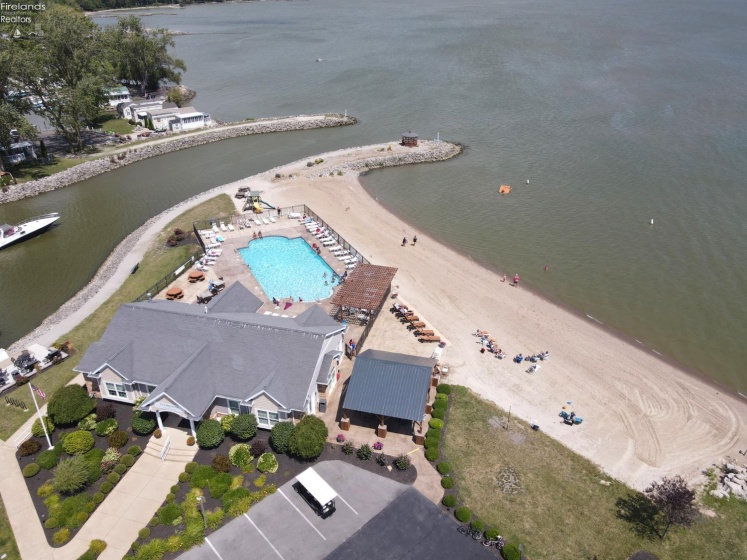 2564 Waterside Court, Marblehead, 43440, 3 Bedrooms Bedrooms, ,2 BathroomsBathrooms,Residential,For Sale,Waterside,20253379