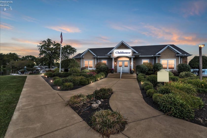 2564 Waterside Court, Marblehead, 43440, 3 Bedrooms Bedrooms, ,2 BathroomsBathrooms,Residential,For Sale,Waterside,20253379