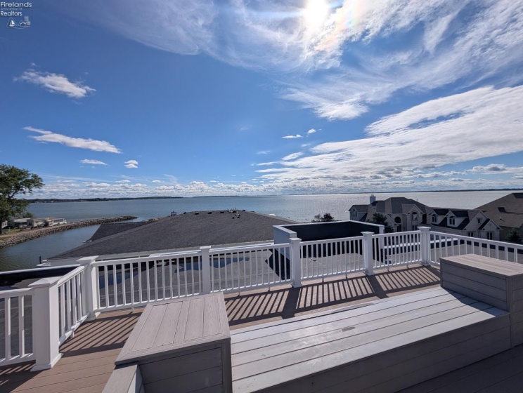 2564 Waterside Court, Marblehead, 43440, 3 Bedrooms Bedrooms, ,2 BathroomsBathrooms,Residential,For Sale,Waterside,20253379