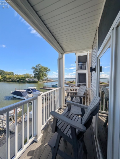 2564 Waterside Court, Marblehead, 43440, 3 Bedrooms Bedrooms, ,2 BathroomsBathrooms,Residential,For Sale,Waterside,20253379