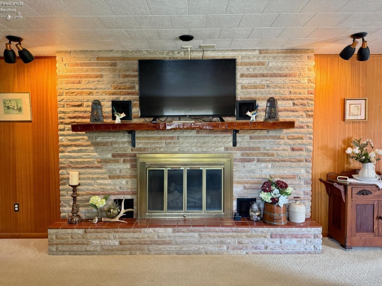 347 Hidden Beach Road, Marblehead, 43440, 3 Bedrooms Bedrooms, ,2 BathroomsBathrooms,Residential,For Sale,Hidden Beach,20253162