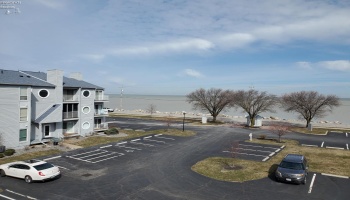 224 Clinton Reef Drive, Port Clinton, 43452, 2 Bedrooms Bedrooms, ,1 BathroomBathrooms,Residential,For Sale,Clinton Reef,20252793
