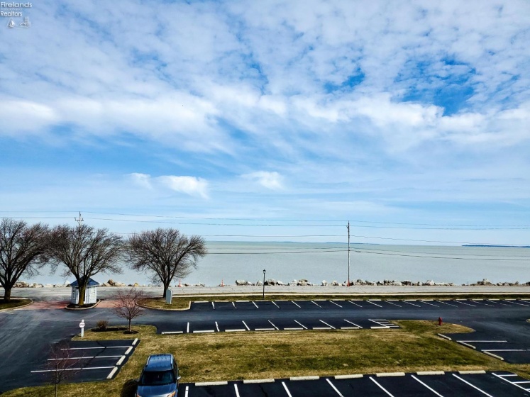 224 Clinton Reef Drive, Port Clinton, 43452, 2 Bedrooms Bedrooms, ,1 BathroomBathrooms,Residential,For Sale,Clinton Reef,20252793