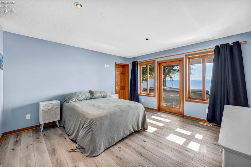 156 cessna, Put-In-Bay, 43456, 3 Bedrooms Bedrooms, ,3 BathroomsBathrooms,Residential,For Sale,cessna,20253622