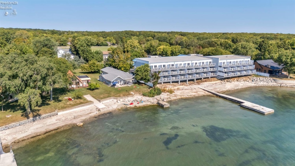 156 cessna, Put-In-Bay, 43456, 3 Bedrooms Bedrooms, ,3 BathroomsBathrooms,Residential,For Sale,cessna,20253622