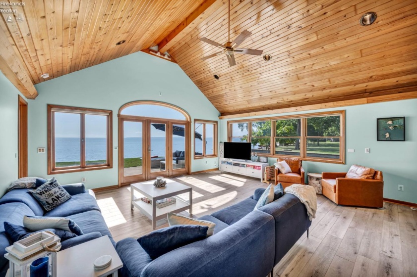 156 cessna, Put-In-Bay, 43456, 3 Bedrooms Bedrooms, ,3 BathroomsBathrooms,Residential,For Sale,cessna,20253622