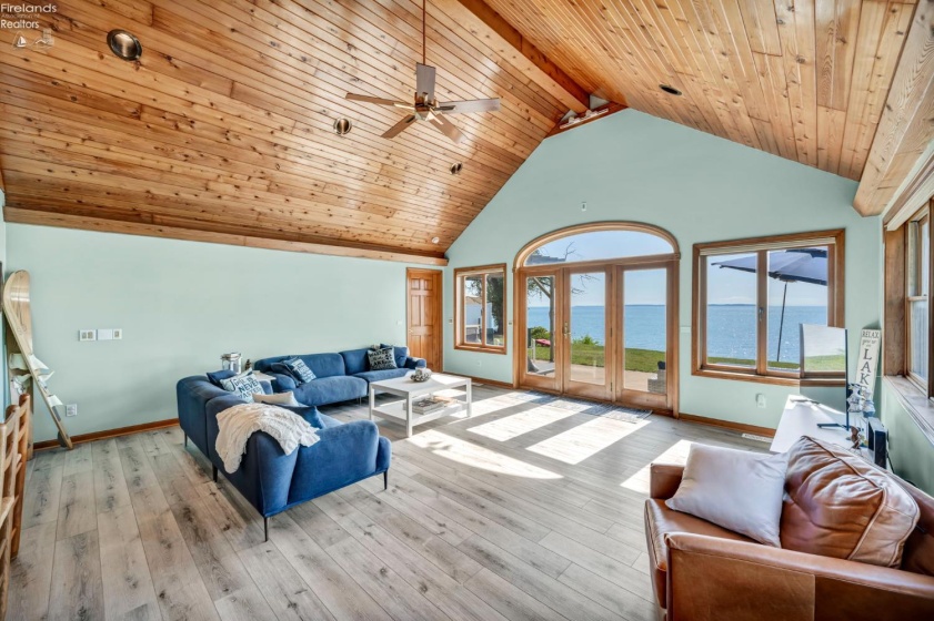 156 cessna, Put-In-Bay, 43456, 3 Bedrooms Bedrooms, ,3 BathroomsBathrooms,Residential,For Sale,cessna,20253622