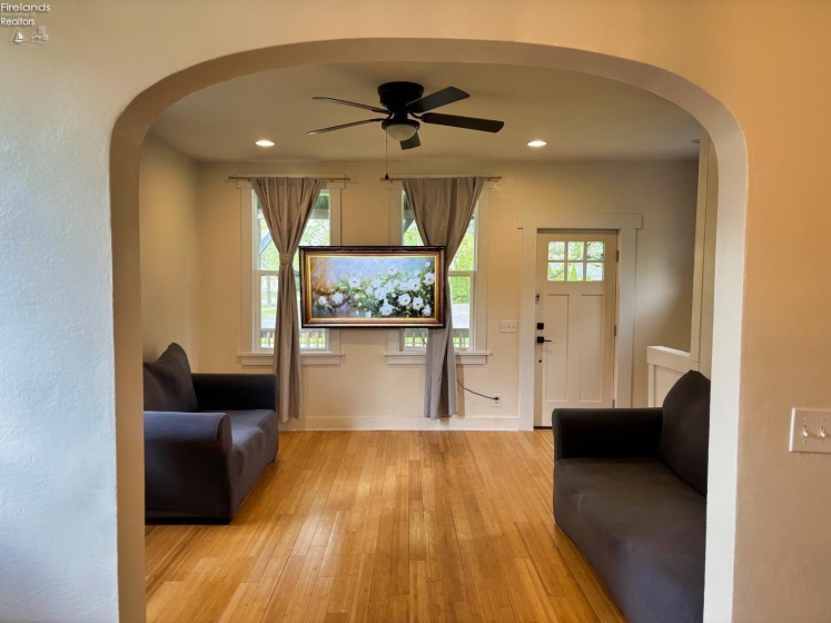 62 Locust Street, Oberlin, 44189, 3 Bedrooms Bedrooms, ,3 BathroomsBathrooms,Residential,For Sale,Locust,20252253