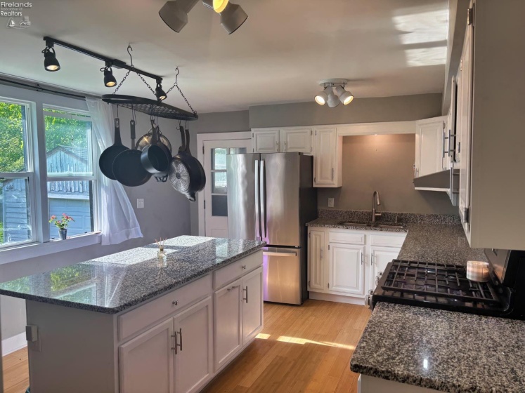 62 Locust Street, Oberlin, 44189, 3 Bedrooms Bedrooms, ,3 BathroomsBathrooms,Residential,For Sale,Locust,20252253