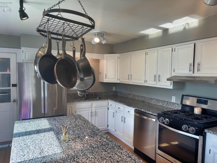 62 Locust Street, Oberlin, 44189, 3 Bedrooms Bedrooms, ,3 BathroomsBathrooms,Residential,For Sale,Locust,20252253