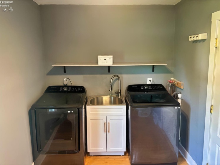 62 Locust Street, Oberlin, 44189, 3 Bedrooms Bedrooms, ,3 BathroomsBathrooms,Residential,For Sale,Locust,20252253