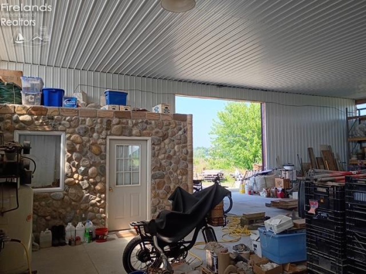 141 St Rt 60, New London, 44851, 3 Bedrooms Bedrooms, ,2 BathroomsBathrooms,Residential,For Sale,St Rt 60,20253284