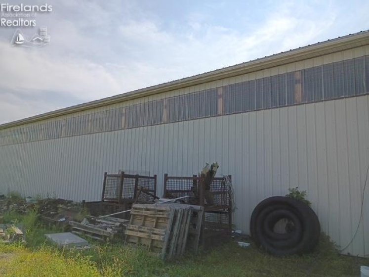 141 St Rt 60, New London, 44851, 3 Bedrooms Bedrooms, ,2 BathroomsBathrooms,Residential,For Sale,St Rt 60,20253284