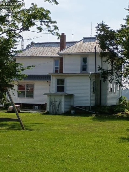 141 St Rt 60, New London, 44851, 3 Bedrooms Bedrooms, ,2 BathroomsBathrooms,Residential,For Sale,St Rt 60,20253284