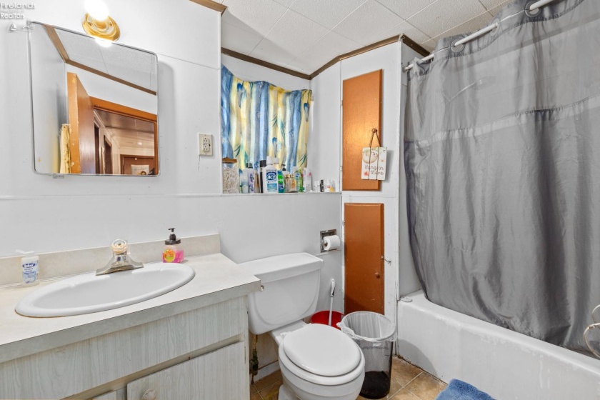 1304 Parish, Sandusky, 44870, 3 Bedrooms Bedrooms, ,1 BathroomBathrooms,Residential,For Sale,Parish,20253711