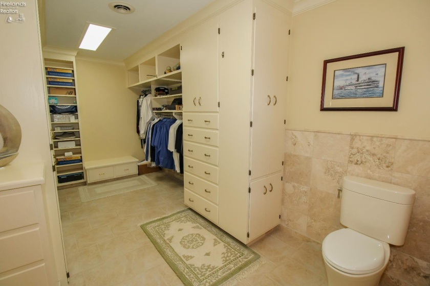 2816 Hull Road, Huron, 44839, 4 Bedrooms Bedrooms, ,3 BathroomsBathrooms,Residential,For Sale,Hull,20252819