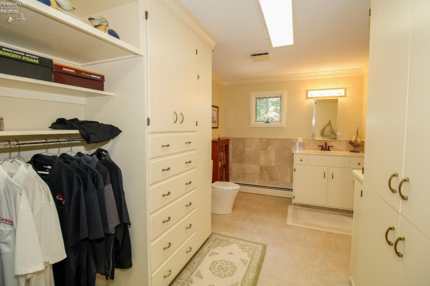 2816 Hull Road, Huron, 44839, 4 Bedrooms Bedrooms, ,3 BathroomsBathrooms,Residential,For Sale,Hull,20252819