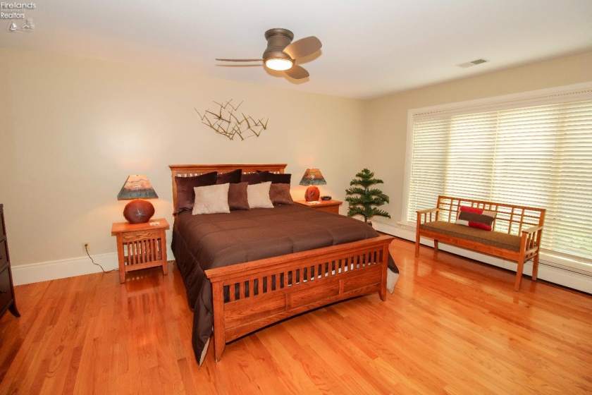 2816 Hull Road, Huron, 44839, 4 Bedrooms Bedrooms, ,3 BathroomsBathrooms,Residential,For Sale,Hull,20252819