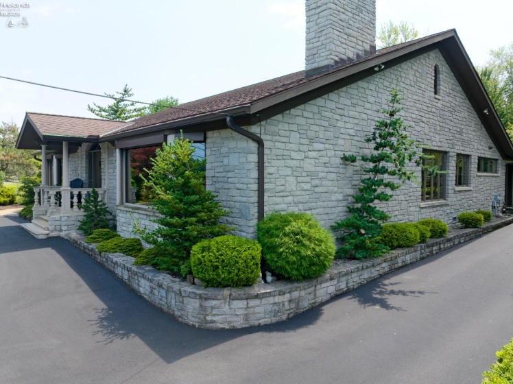 2816 Hull Road, Huron, 44839, 4 Bedrooms Bedrooms, ,3 BathroomsBathrooms,Residential,For Sale,Hull,20252819