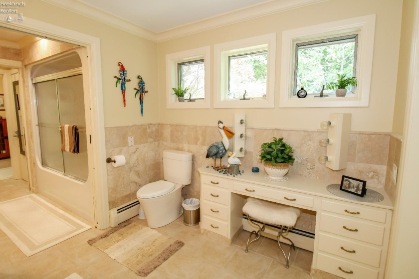 2816 Hull Road, Huron, 44839, 4 Bedrooms Bedrooms, ,3 BathroomsBathrooms,Residential,For Sale,Hull,20252819