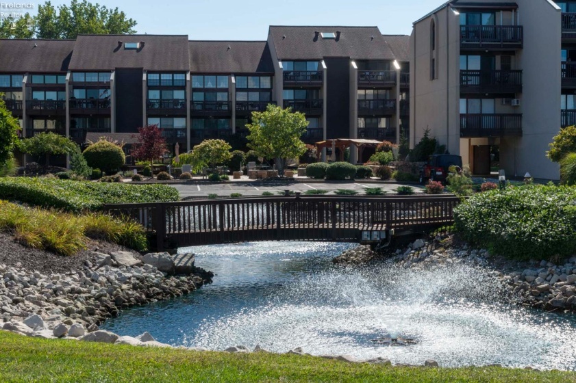 1801 Perry Street, Port Clinton, 43452, 1 Bedroom Bedrooms, ,1 BathroomBathrooms,Residential,For Sale,Perry,20253394