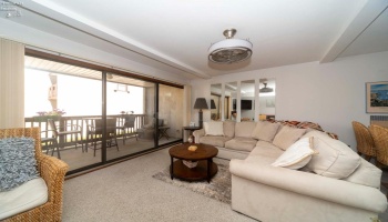 1801 Perry Street, Port Clinton, 43452, 1 Bedroom Bedrooms, ,1 BathroomBathrooms,Residential,For Sale,Perry,20253394