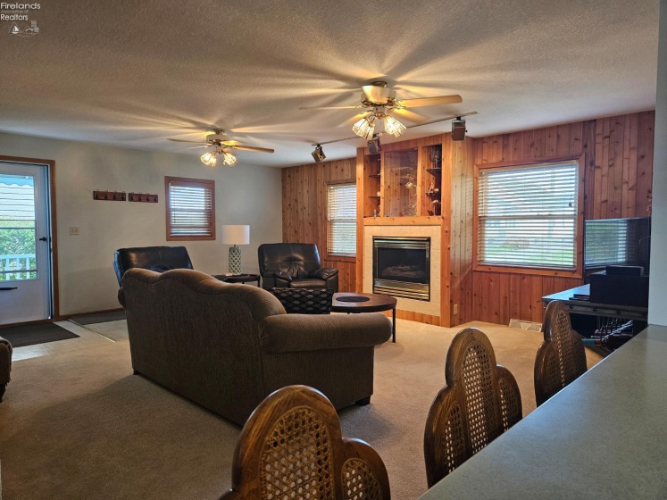 116 Walnut, Port Clinton, 43452, 4 Bedrooms Bedrooms, ,3 BathroomsBathrooms,Residential,For Sale,Walnut,20253428