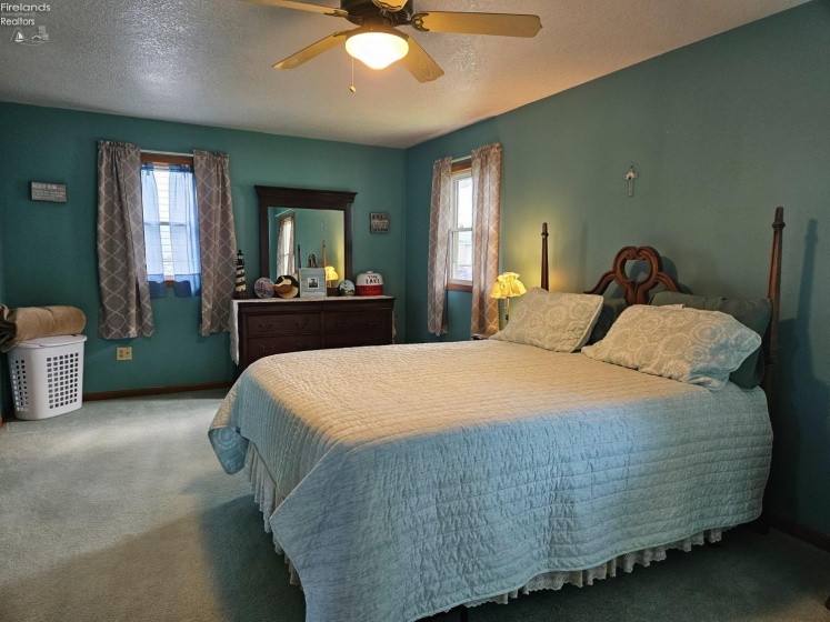 116 Walnut, Port Clinton, 43452, 4 Bedrooms Bedrooms, ,3 BathroomsBathrooms,Residential,For Sale,Walnut,20253428