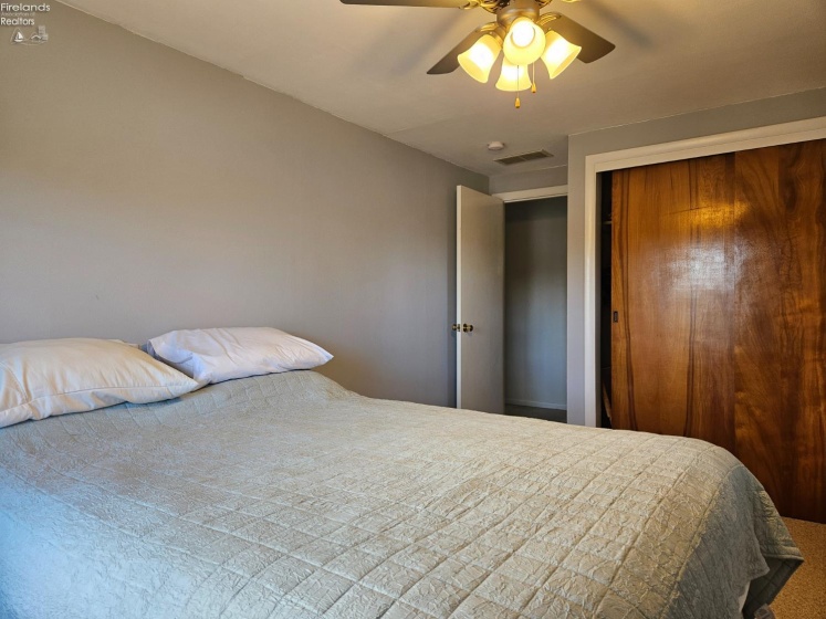 116 Walnut, Port Clinton, 43452, 4 Bedrooms Bedrooms, ,3 BathroomsBathrooms,Residential,For Sale,Walnut,20253428