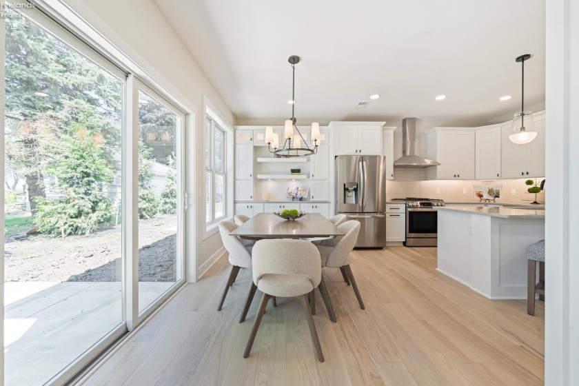 35 Beach Street, Port Clinton, 43452, 3 Bedrooms Bedrooms, ,3 BathroomsBathrooms,Residential,For Sale,Beach,20253912