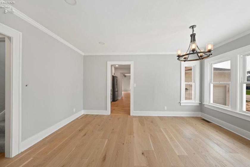 19 Beach Street, Port Clinton, 43452, 4 Bedrooms Bedrooms, ,3 BathroomsBathrooms,Residential,For Sale,Beach,20253913