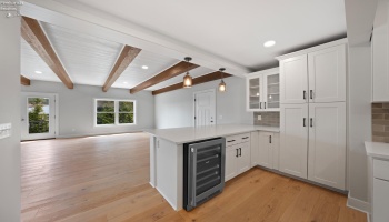 19 Beach Street, Port Clinton, 43452, 4 Bedrooms Bedrooms, ,3 BathroomsBathrooms,Residential,For Sale,Beach,20253913 19 Beach Street, Port Clinton, 43452, 4 Bedrooms Bedrooms, ,3 BathroomsBathrooms,Residential,For Sale,Beach,20253913