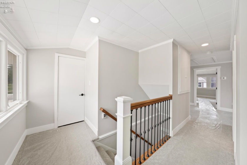 19 Beach Street, Port Clinton, 43452, 4 Bedrooms Bedrooms, ,3 BathroomsBathrooms,Residential,For Sale,Beach,20253913