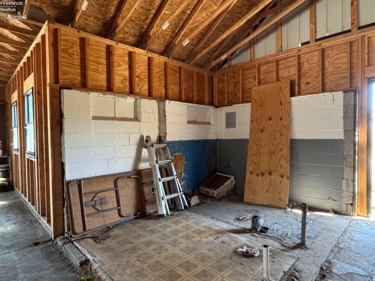 720 Medina St, Lodi, 44254, ,Residential,For Sale,Medina St,20253916