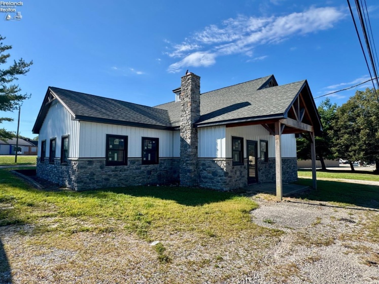 720 Medina St, Lodi, 44254, ,Residential,For Sale,Medina St,20253916