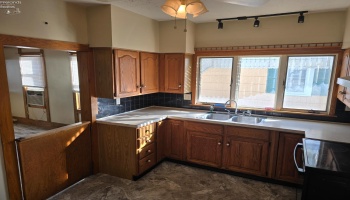 611 Lockwood Avenue, Sandusky, 44870, 2 Bedrooms Bedrooms, ,2 BathroomsBathrooms,Residential,For Sale,Lockwood,20253948 611 Lockwood Avenue, Sandusky, 44870, 2 Bedrooms Bedrooms, ,2 BathroomsBathrooms,Residential,For Sale,Lockwood,20253948